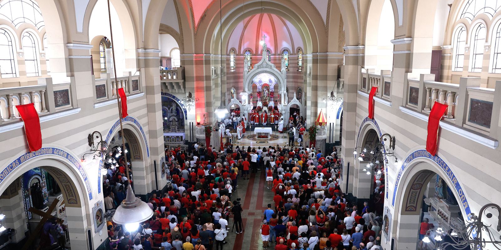 cariocas-celebram-padroeiro-sao-sebastiao-com-gratidao-e-esperanca